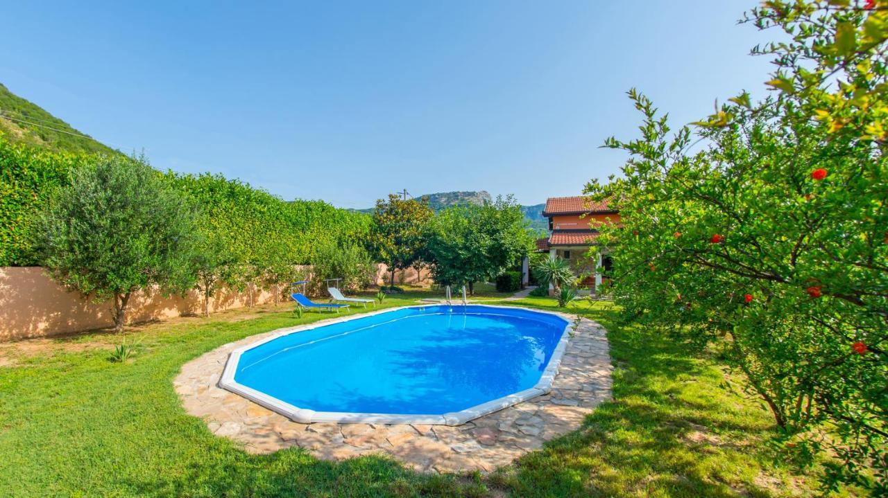 Holiday Home Narona Mostar Exterior photo