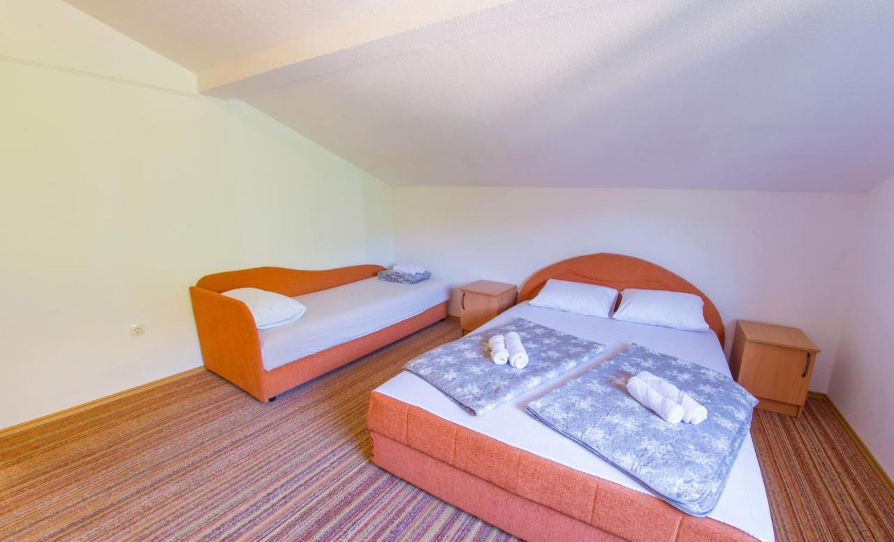 Holiday Home Narona Mostar Exterior photo
