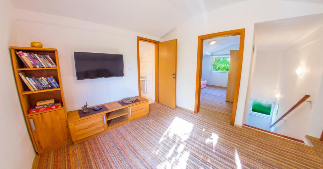 Holiday Home Narona Mostar Exterior photo